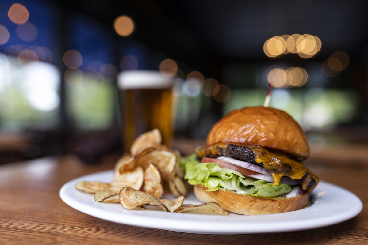 happy hour cheeseburger